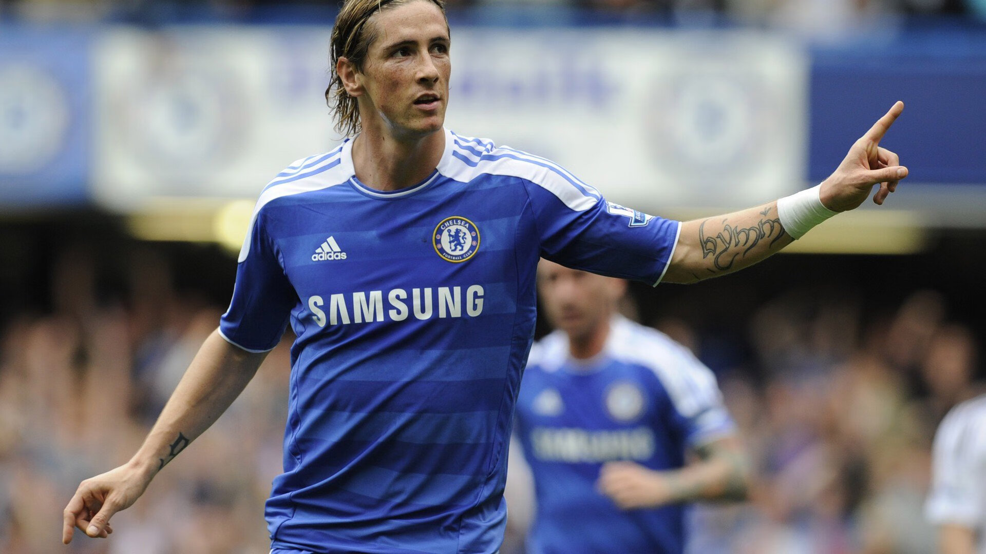 哈斯车队力克雷诺车队，塞恩斯扛起全队的背后故事